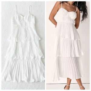 NWOT Lulus Cascading Crush White Tiered Bustier Midi Dress Medium
